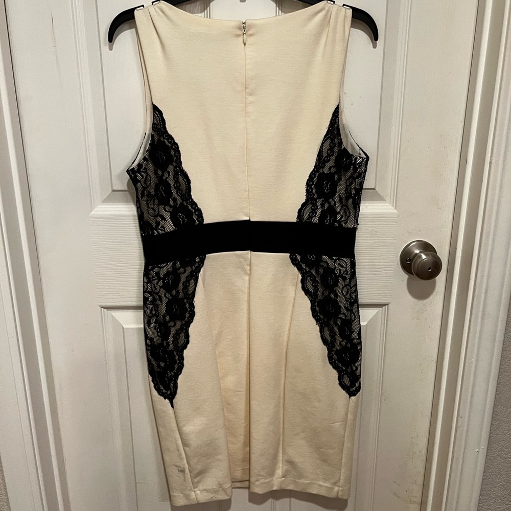 NWOT Dress by Jennifer Lopez - Size 10 - Picture 2 of 3